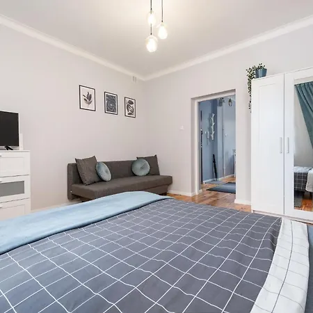 Apartmán Radunia Przy Dworcu Free Parking