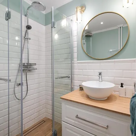 Radunia Przy Dworcu Free Parking Appartement Gdańsk