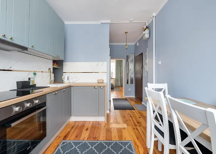 Lägenhet Radunia Przy Dworcu Free Parking