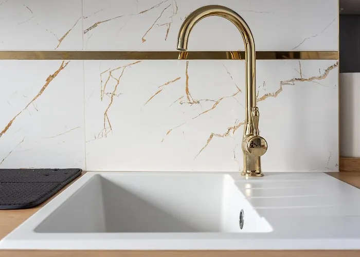 Radunia Przy Dworcu Free Parking * Gdańsk