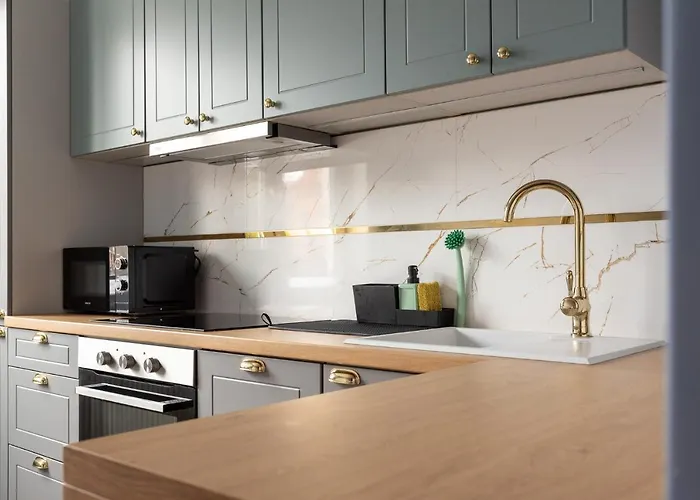 Radunia Przy Dworcu Free Parking *