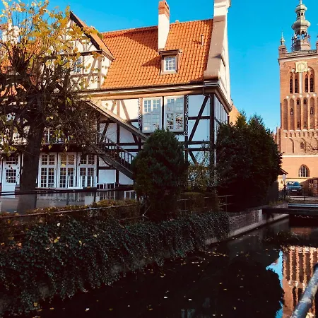 Apartament Radunia Z Parkingiem Przy Dworcu