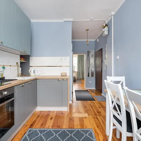 Apartament Radunia Z Parkingiem Przy Dworcu