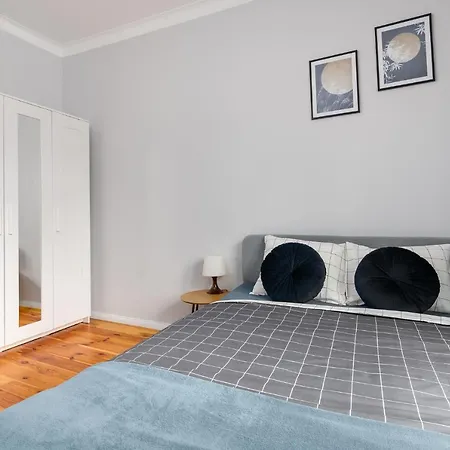 Radunia Z Parkingiem Przy Dworcu Gdańsk